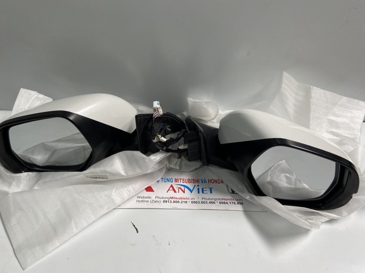 Gương chiếu hậu xe Honda HRV